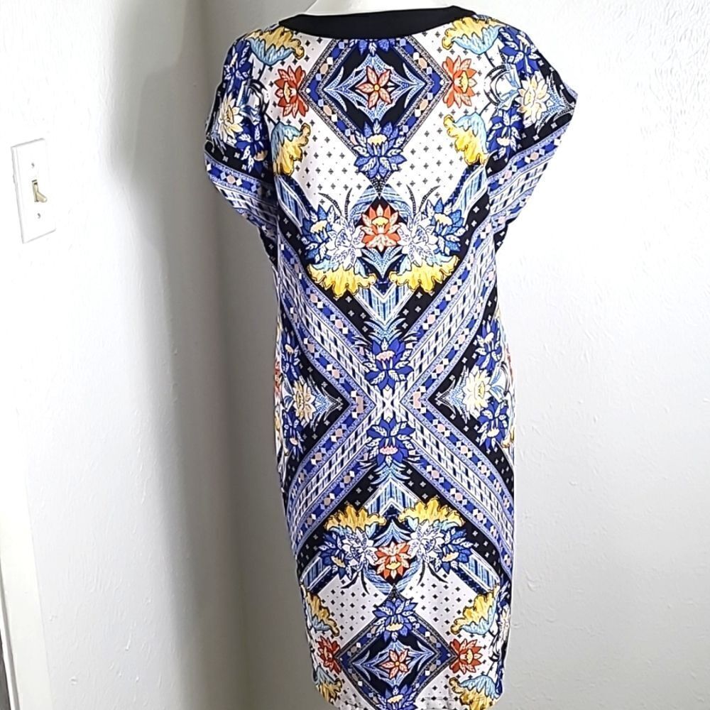 Laundry by Shelli Segal Blue & Yellow Floral Dress with Black Trim, Size Medium - Picture 6 of 9